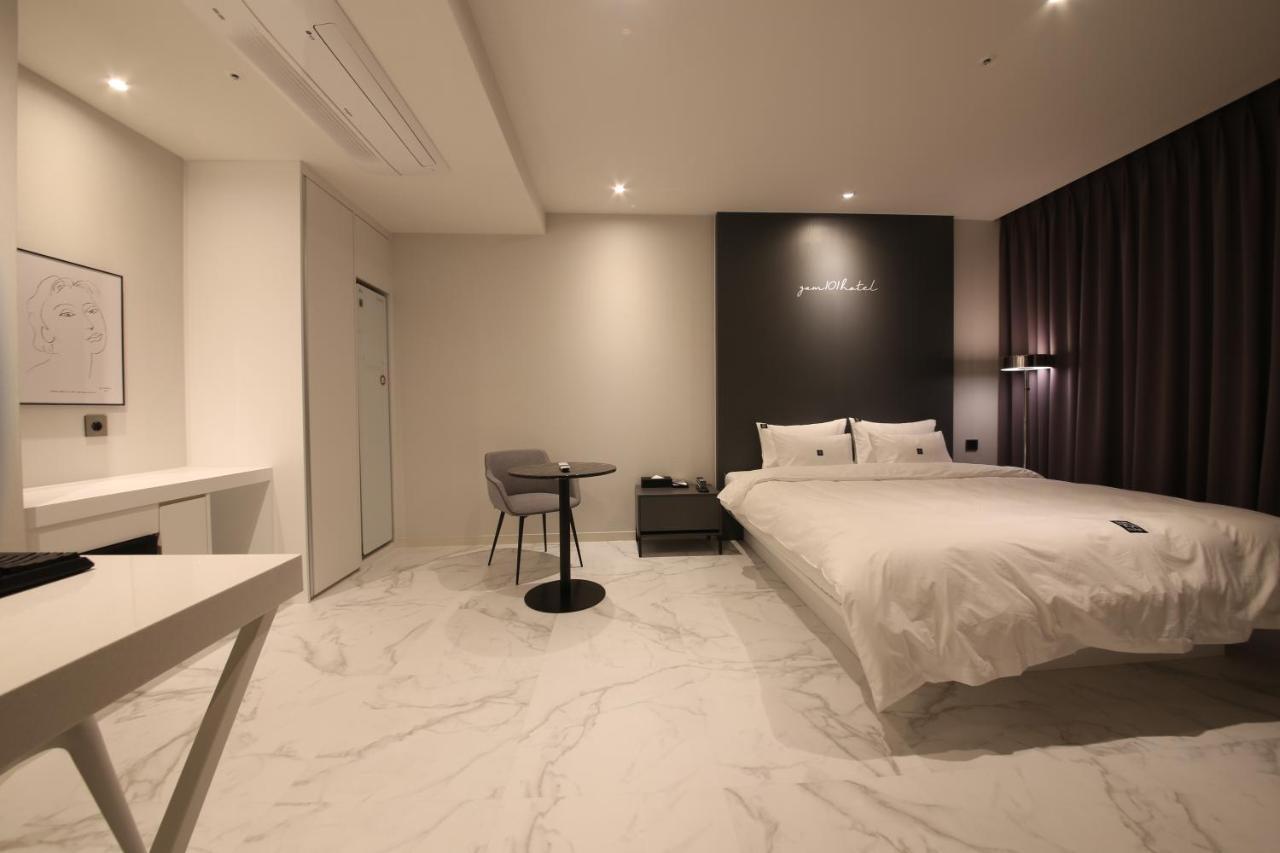 Zam101 Hotel Gimhae Exteriér fotografie