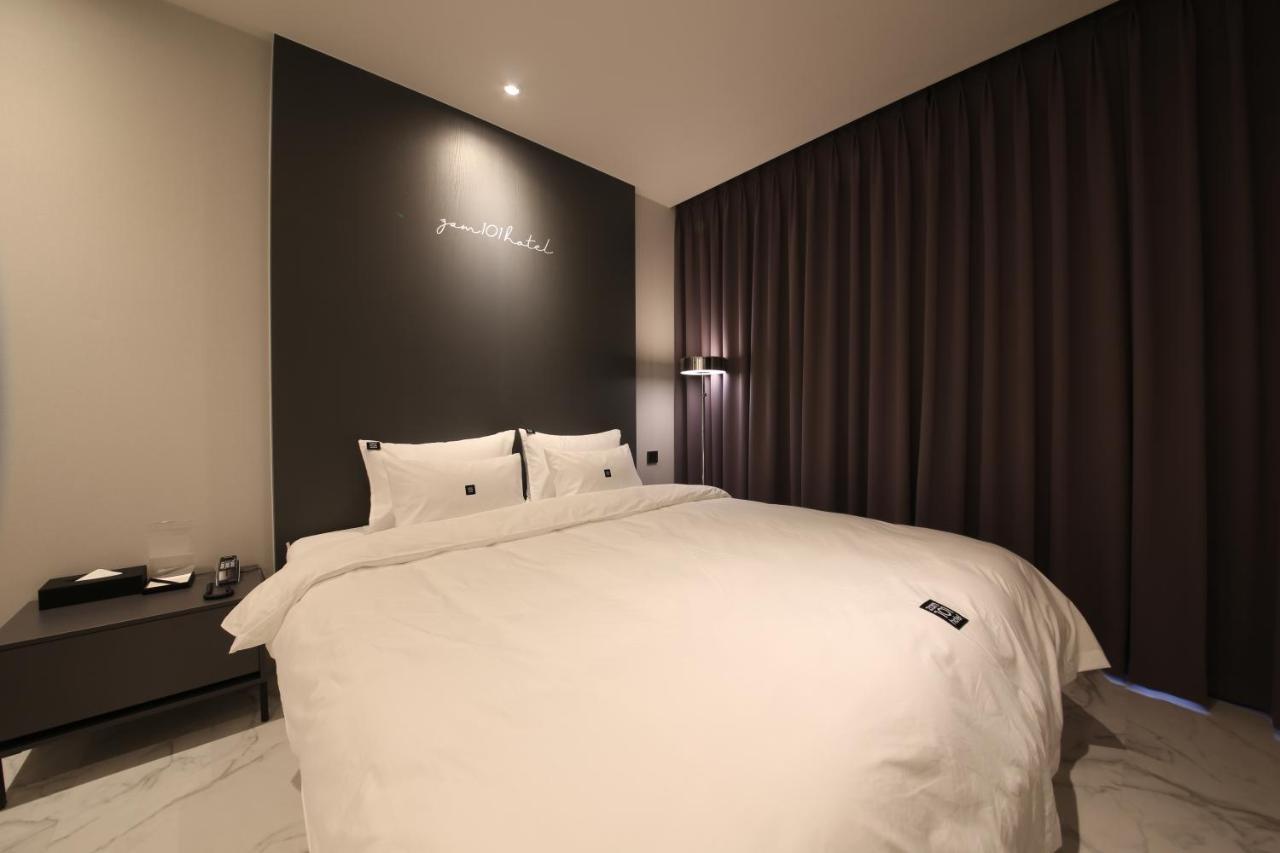 Zam101 Hotel Gimhae Exteriér fotografie