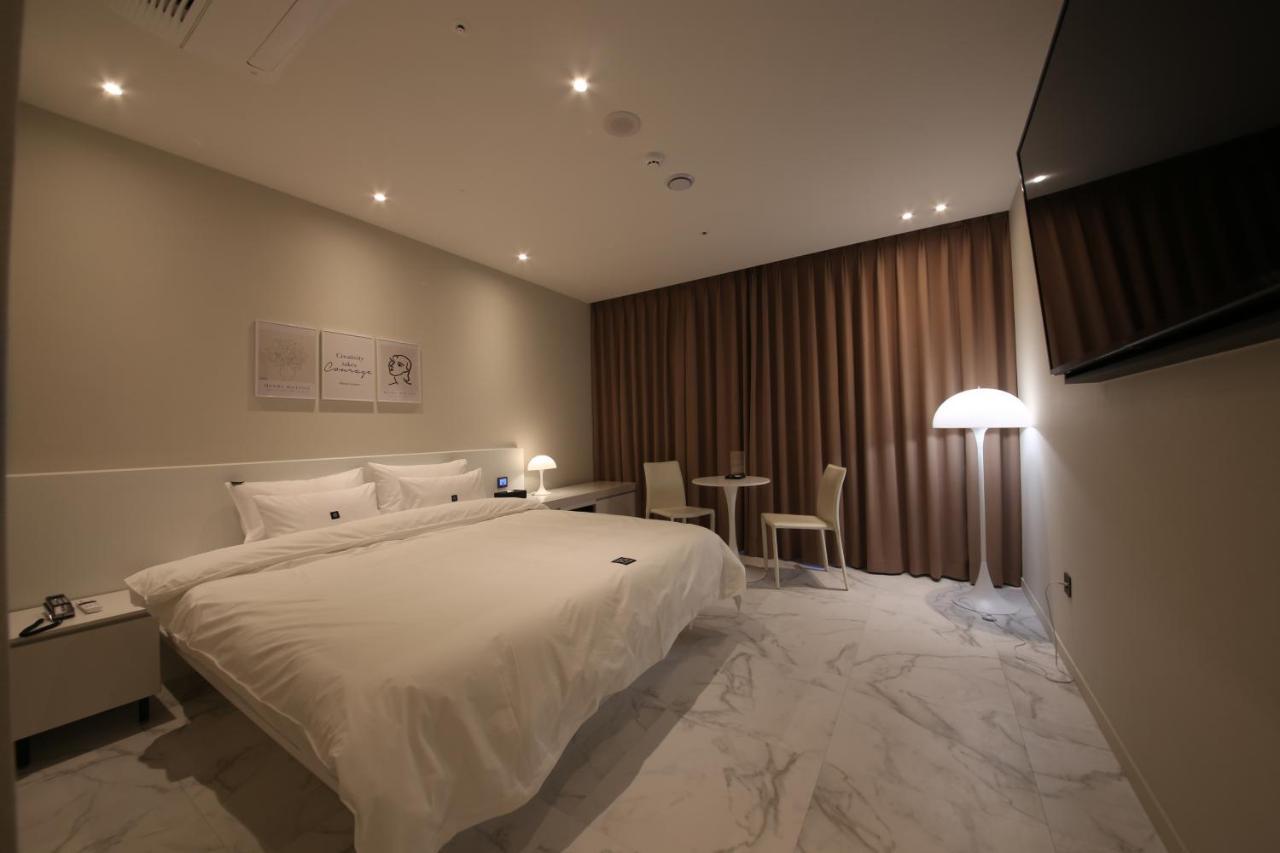 Zam101 Hotel Gimhae Exteriér fotografie